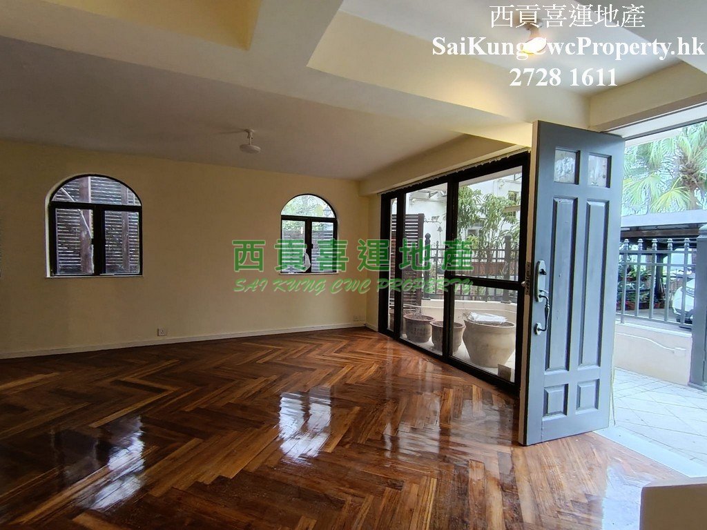 Hilltop Detached House with Garden Sai Kung All 005426 For Buy