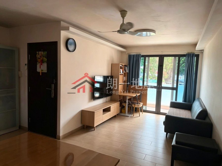 錦上路 大路邊屋苑