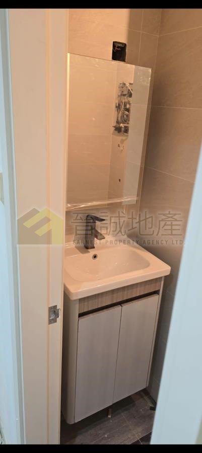 RHINE GDN BLK 02 Tsuen Wan L T031337 For Buy