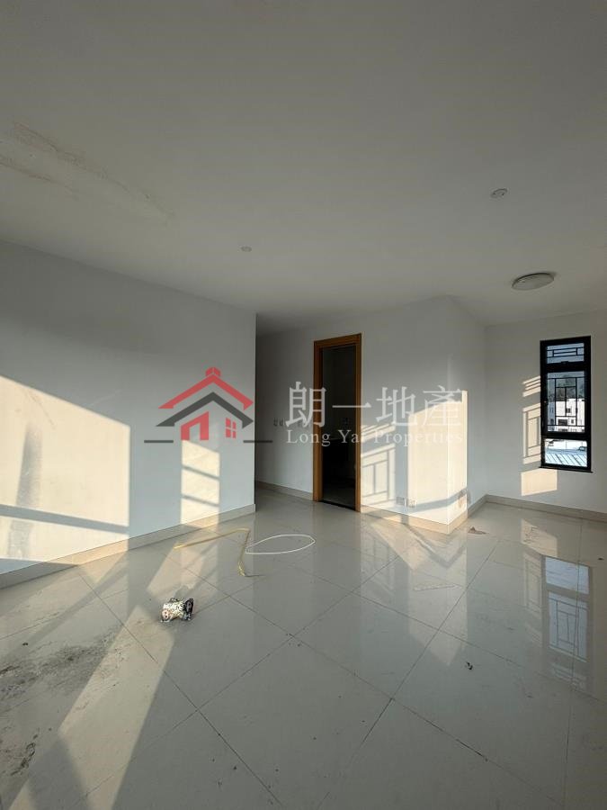 WING PING TSUEN Yuen Long P032887 For Buy