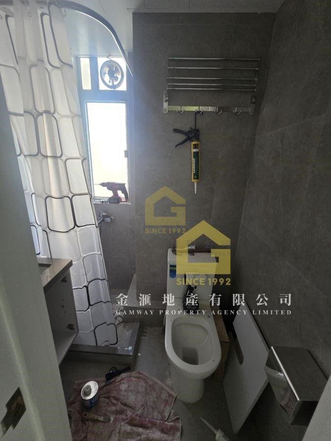 MANNING THEATRE BLDG Wong Tai Sin M F154526 For Buy