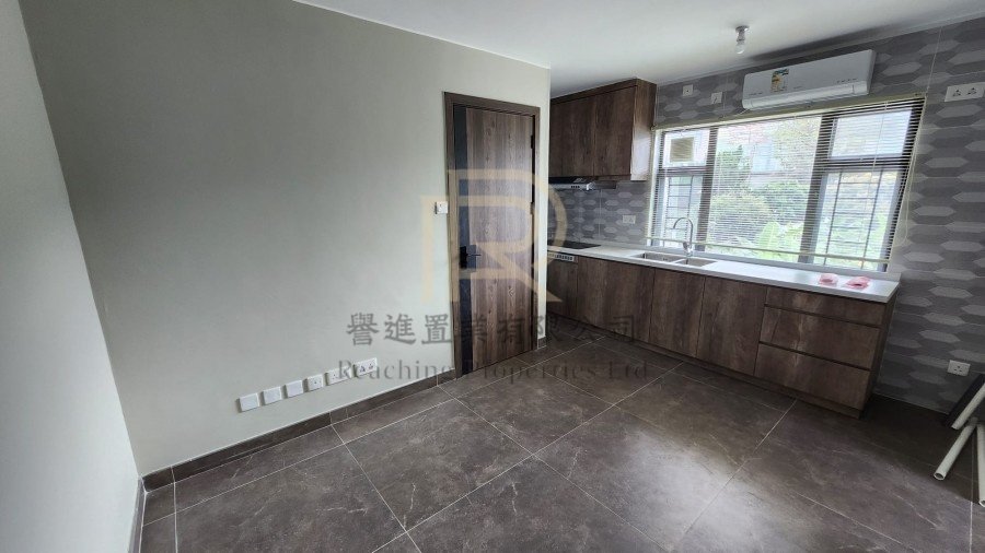 Yuen Long L B002606 For Buy