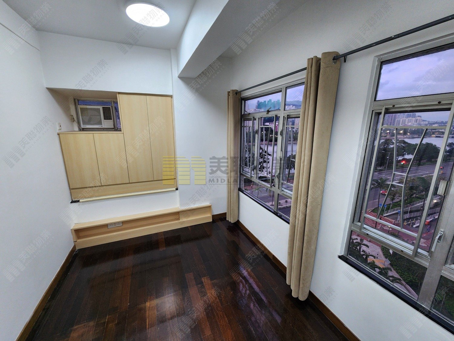 GARDEN RIVERA Shatin L 1871576 For Buy