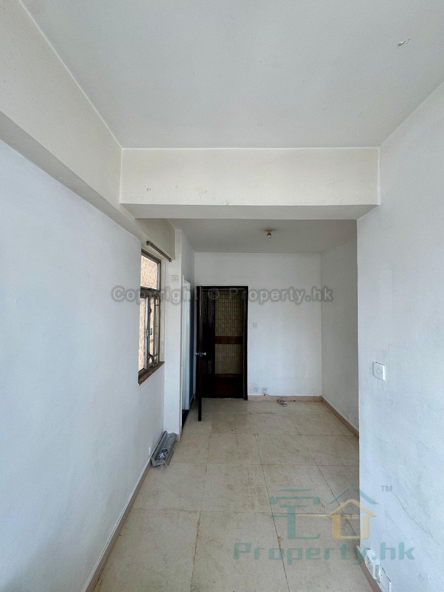 LAI BO BLDG Tuen Mun C505123 For Buy