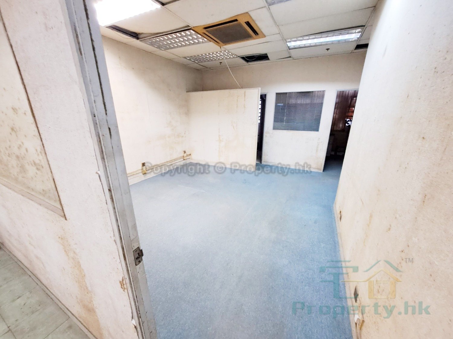 SUN FUNG CTR Kwai Chung L 1814888 For Buy