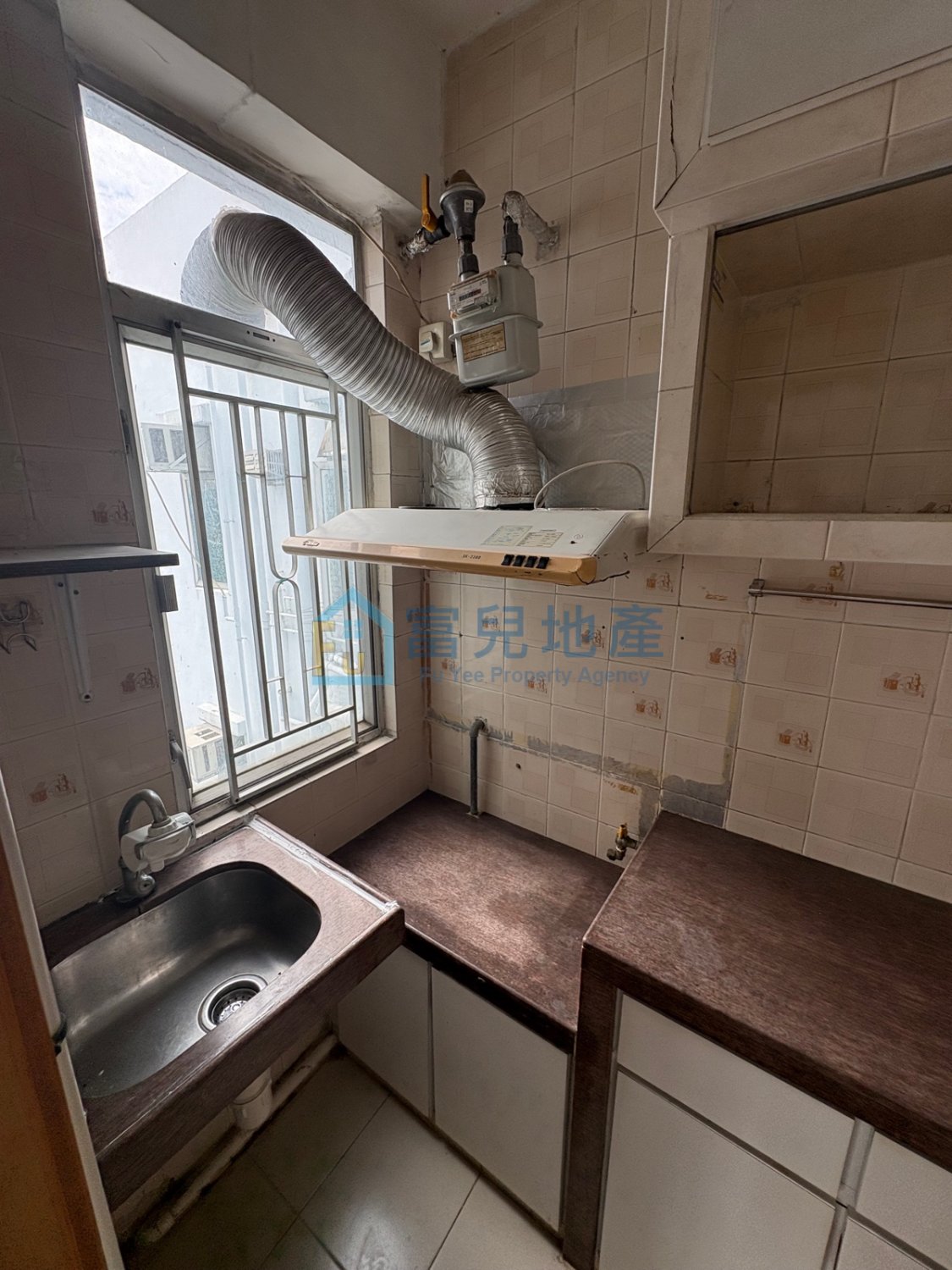 HO SHUN TAI BLDG BLK A Yuen Long H 000657 For Buy