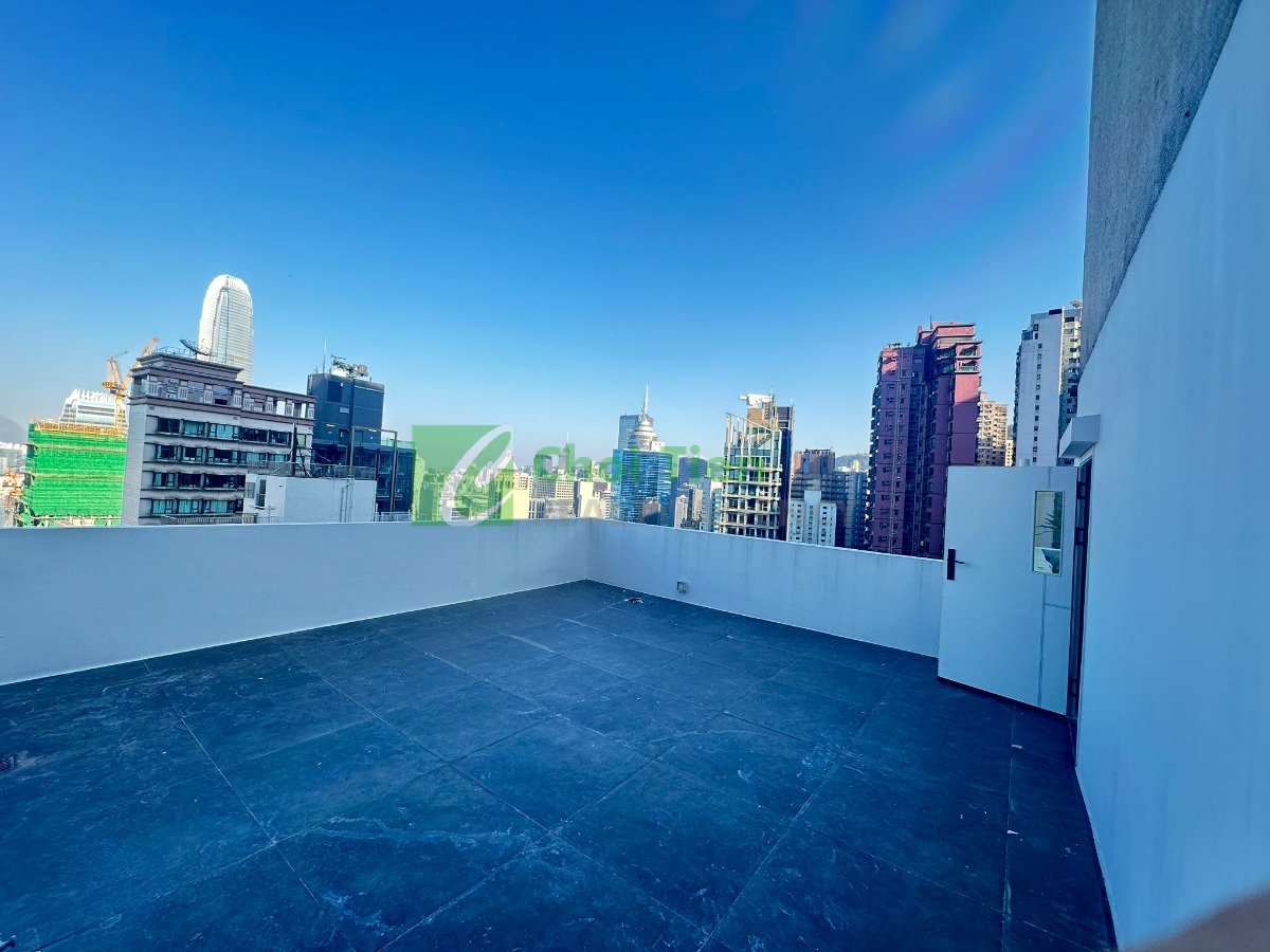 YING FAI COURT Mid-Levels Central H 010906 For Buy