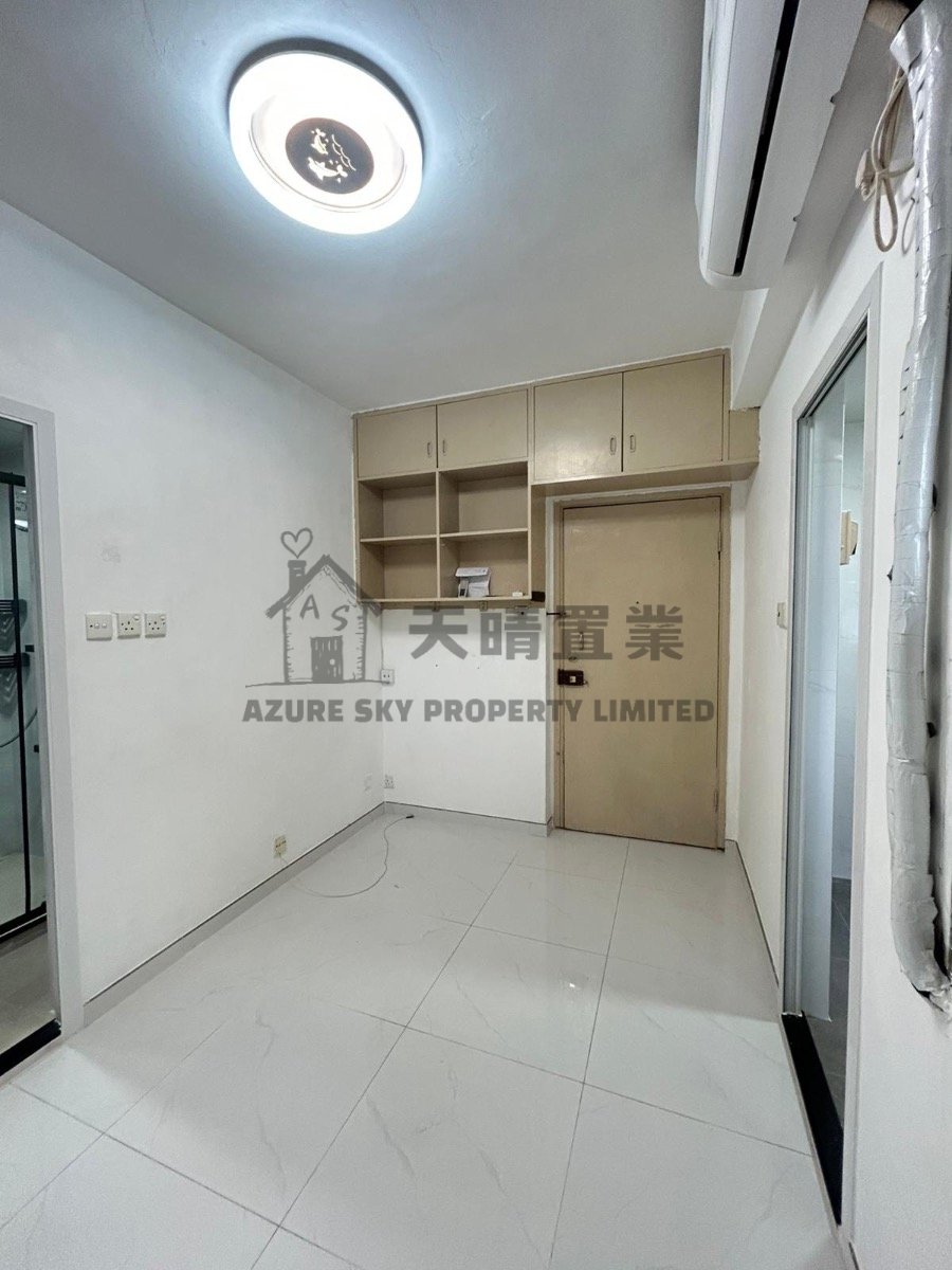 HO SHUN YEE BLDG BLK A Yuen Long L 000185 For Buy
