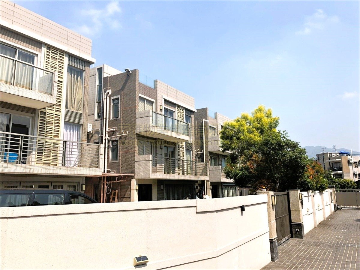 Yuen Long All 094733 For Buy