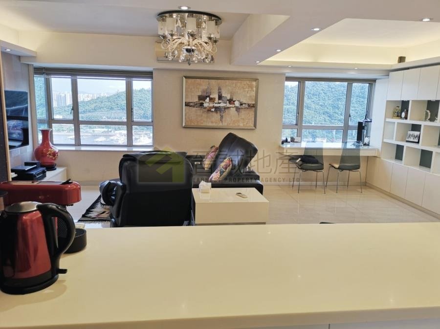 GOLDEN VILLA  Tsuen Wan M B049989 For Buy