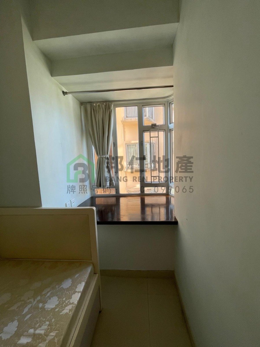 CHUEN FAI CTR BLK B Shatin M 001528 For Buy