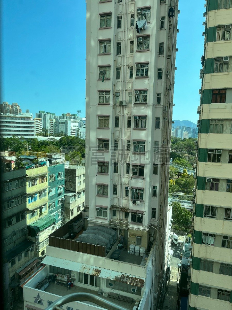 MANNING THEATRE BLDG Wong Tai Sin M T125931 For Buy