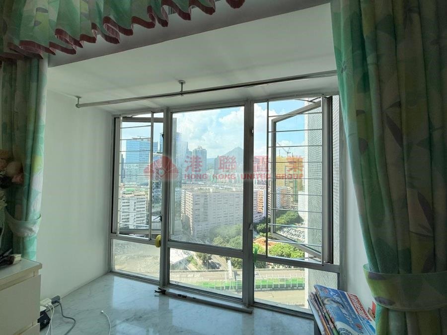 LAGUNA CITY PH 01 BLK 02 Lam Tin H L829897 For Buy