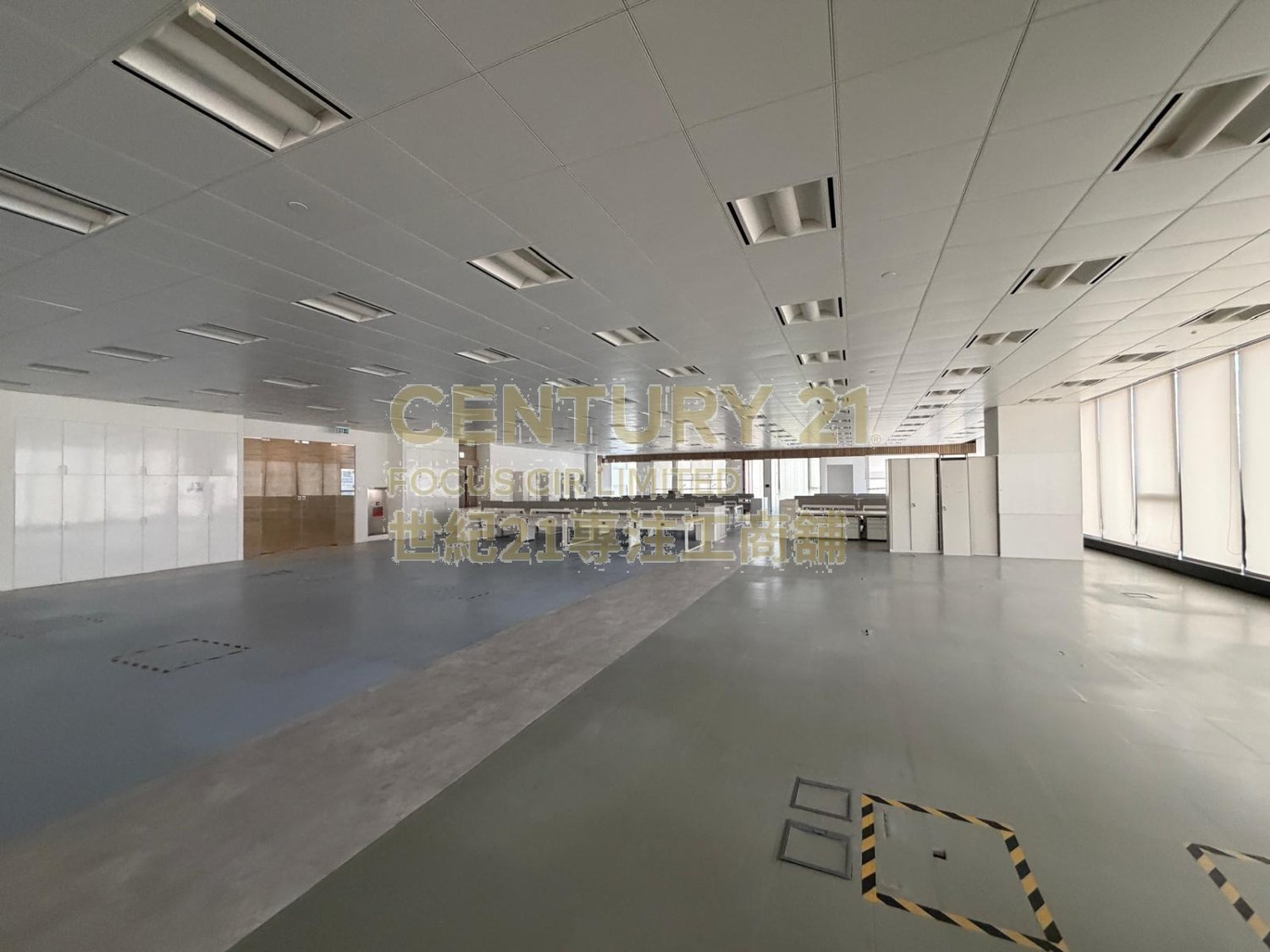 KINGSTON INT'L CTR Kowloon Bay H K226234 For Buy