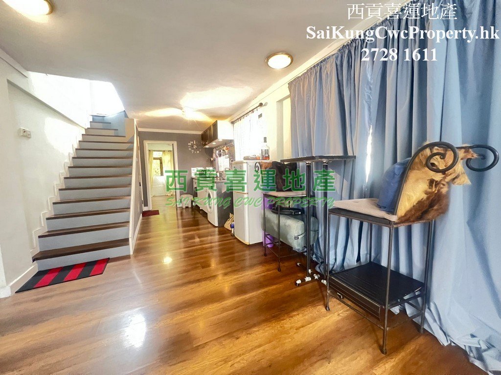 2/F with Rooftop*Convenient Location Sai Kung 034472 For Buy