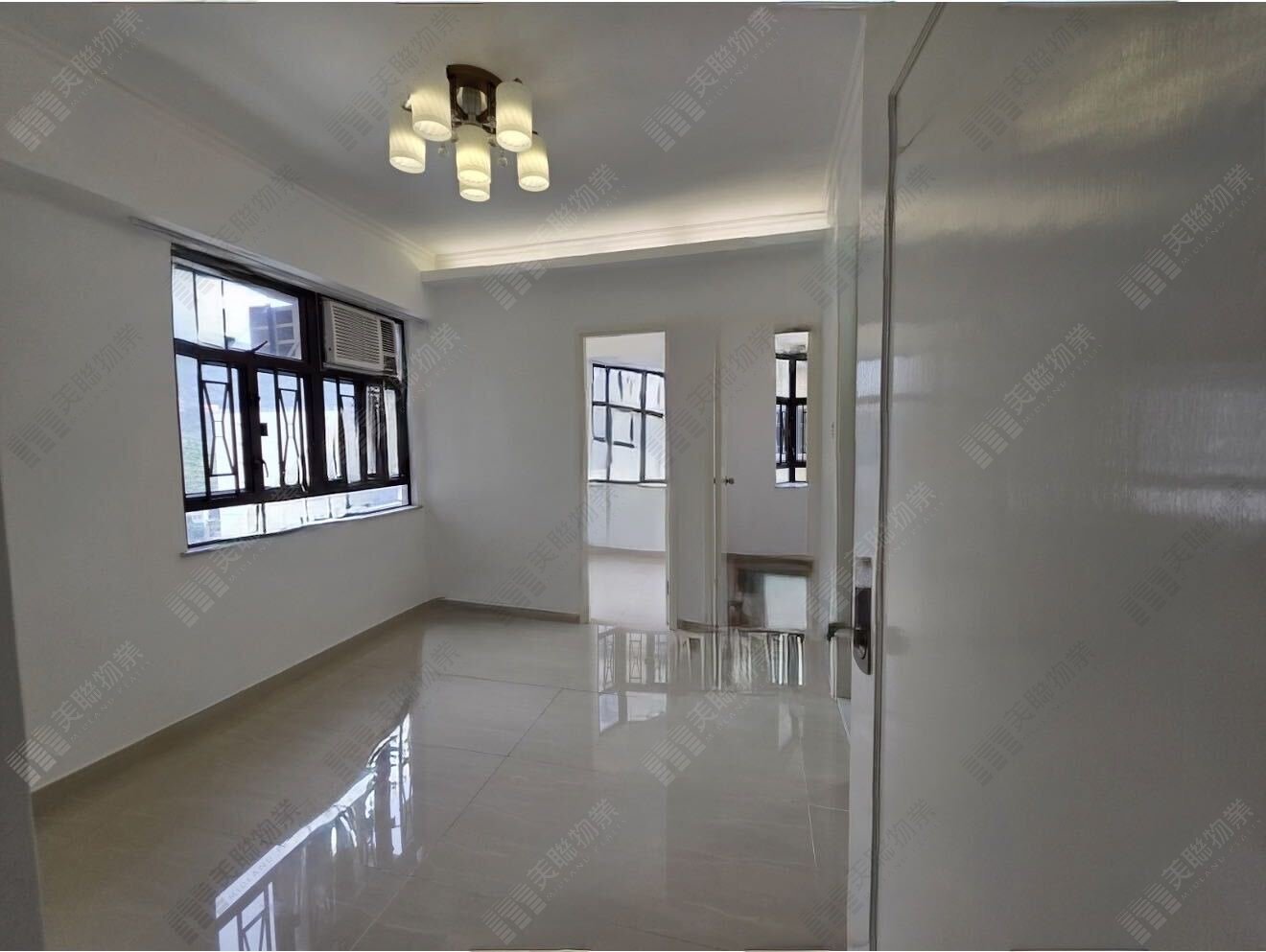 WAI WAH CTR BLK 03 Shatin H 1822300 For Buy