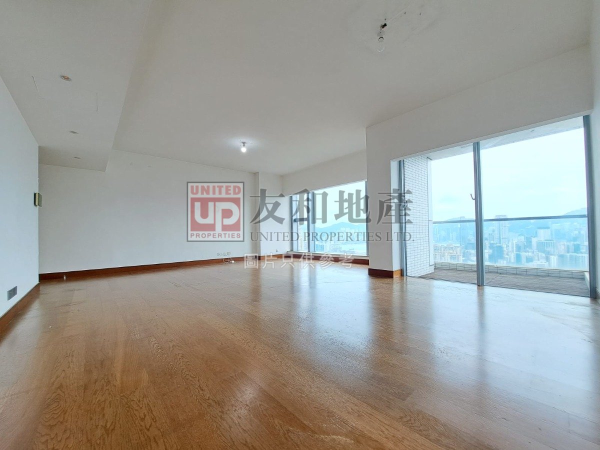 15 HOMANTIN HILL Ho Man Tin H K140589 For Buy