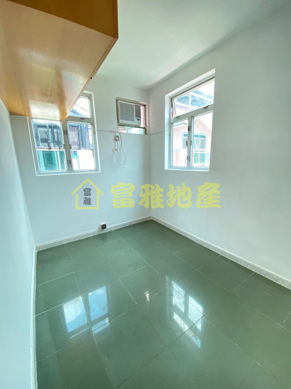 KAT HING WAI Yuen Long 1795402 For Buy
