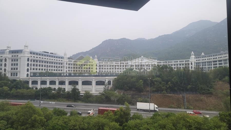 THE ROYALE SEACOAST ROYALE TWR 05 Tuen Mun H A068171 For Buy