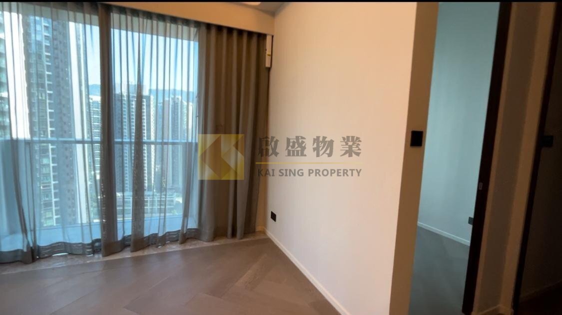 Henley系列罕有2房梗廚連工作間 相片 1