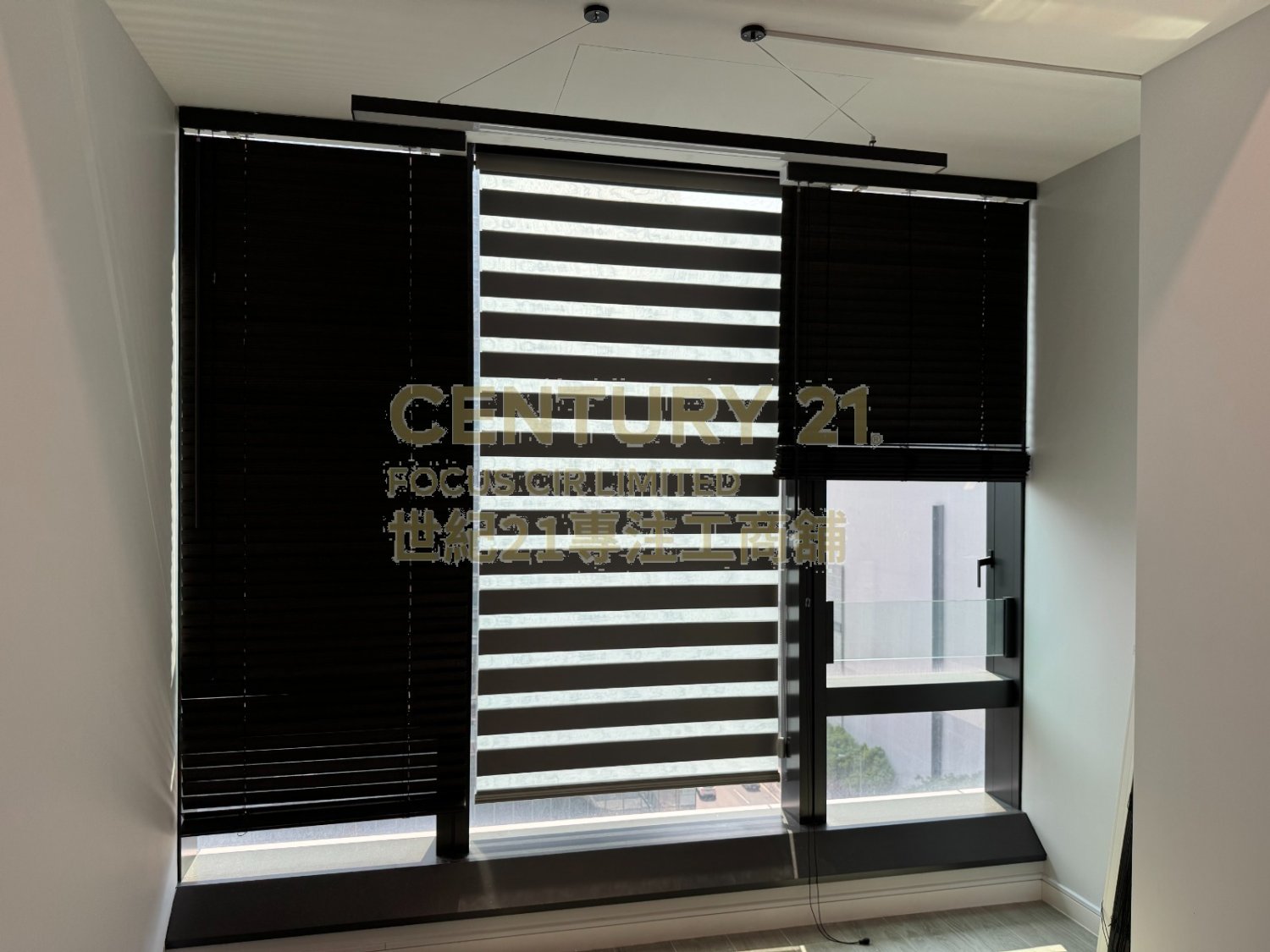 W LUXE Shatin M C174268 For Buy