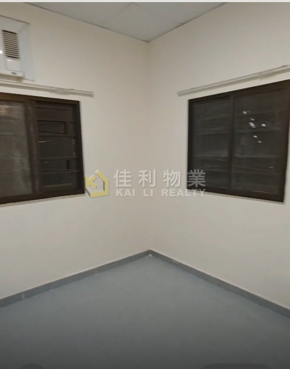LAU FAU Yuen Long Y037831 For Buy