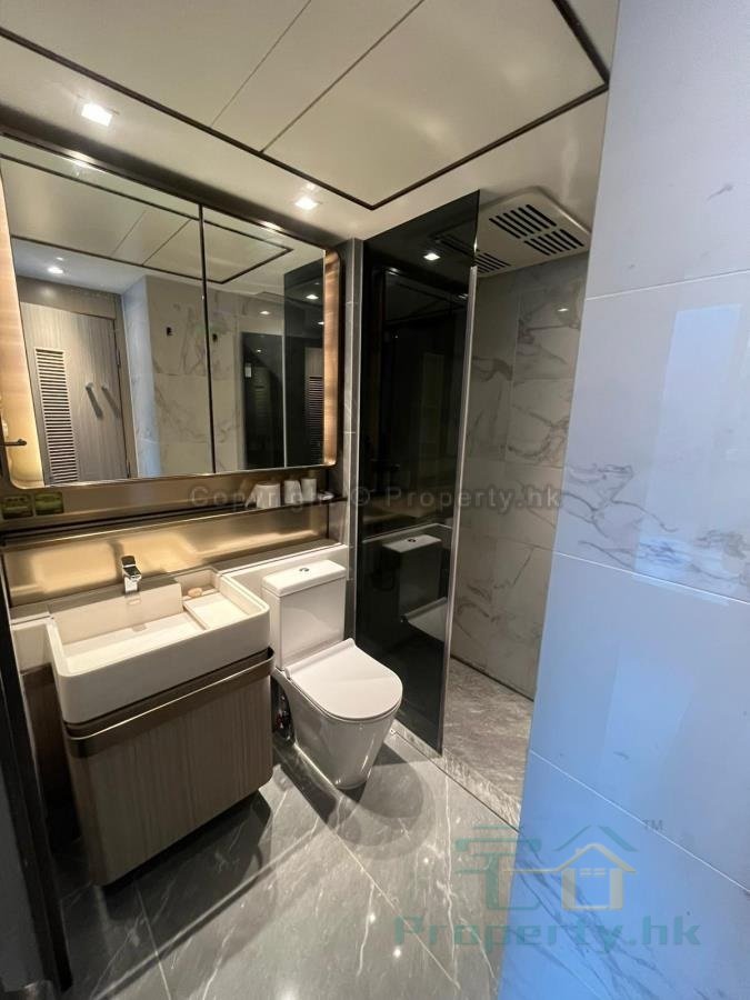 LIME GALA TWR 01B Shau Kei Wan H P059440 For Buy