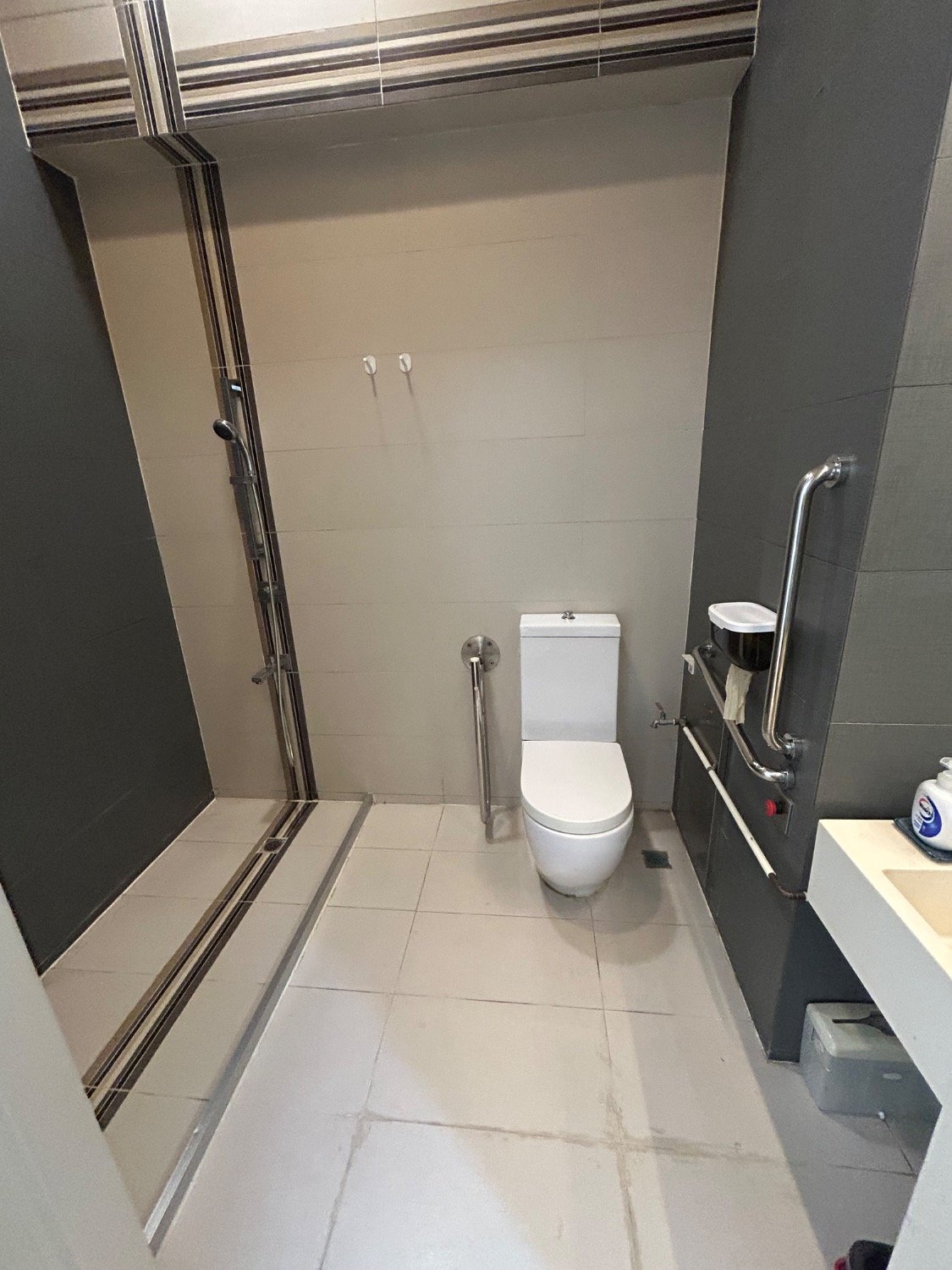 SOLO Tai Kok Tsui 1892450 For Buy