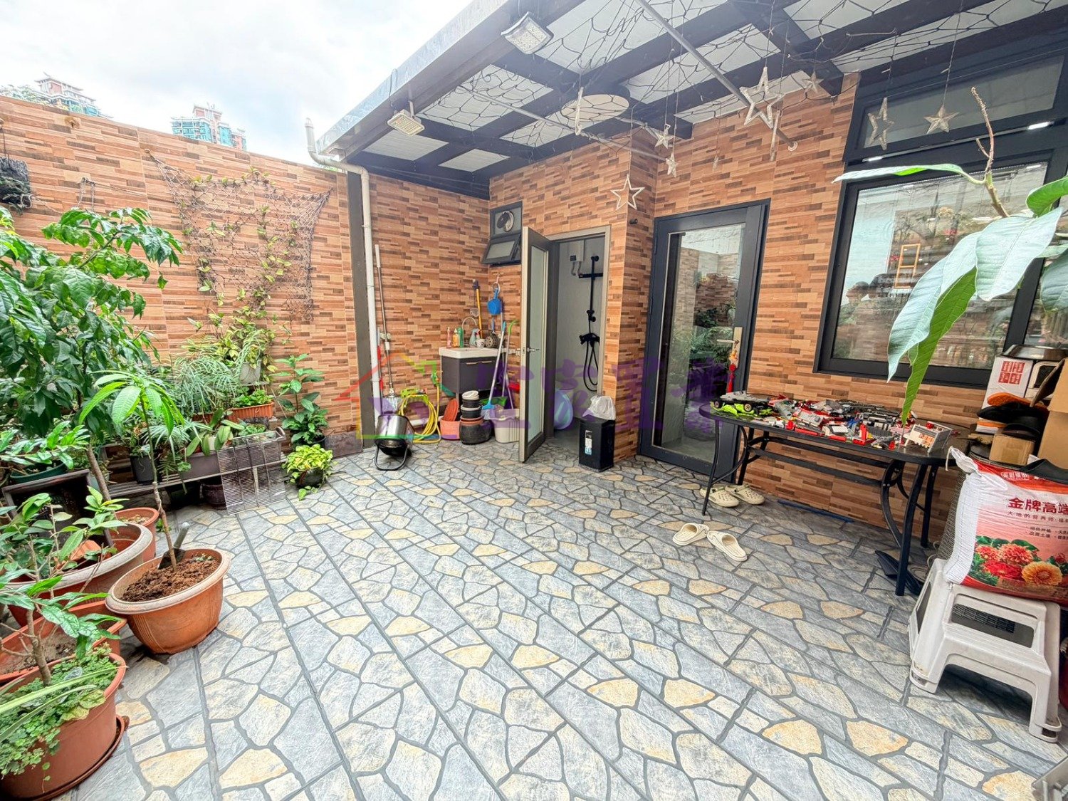 HONG PING VILLA Yuen Long 006151 For Buy