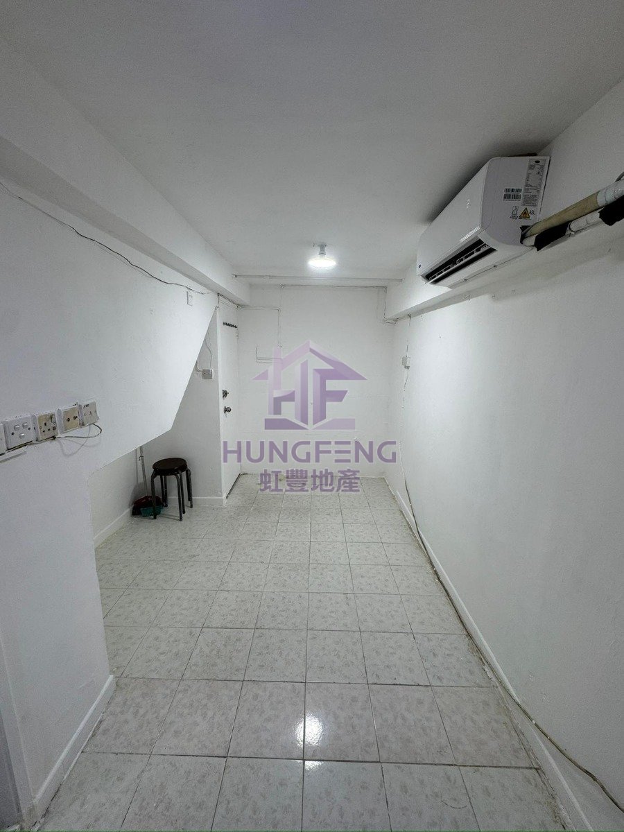 SIK KONG WAI  Yuen Long L 018564 For Buy