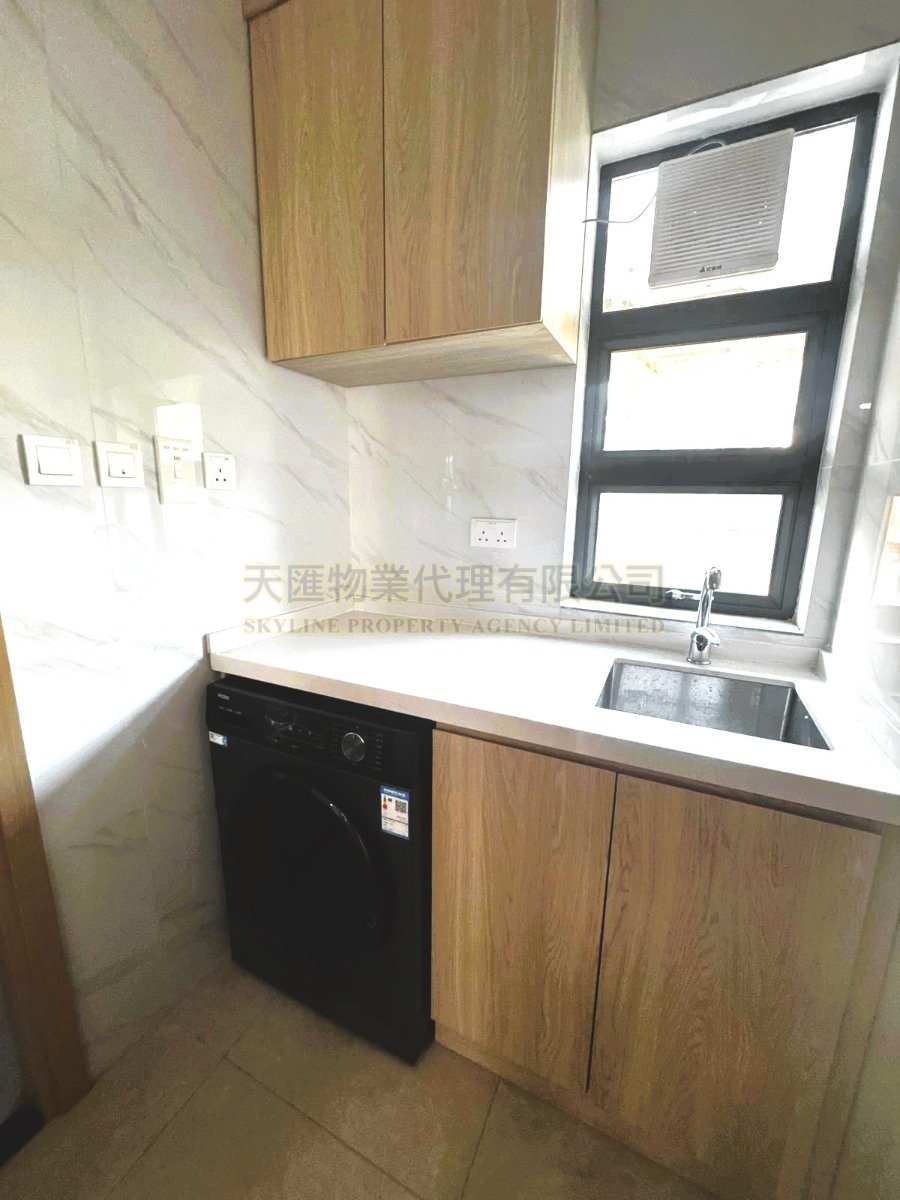 Yuen Long L 100667 For Buy