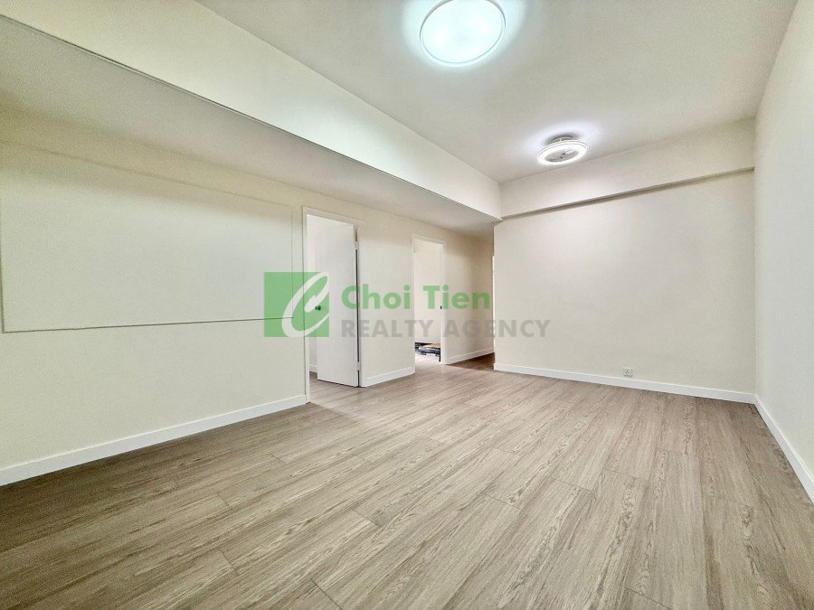 PENINSULA APT Tsim Sha Tsui M 010909 For Buy