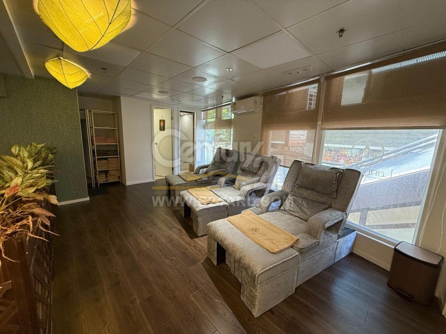 AL-AQMAR HSE Sheung Wan A417046 For Buy