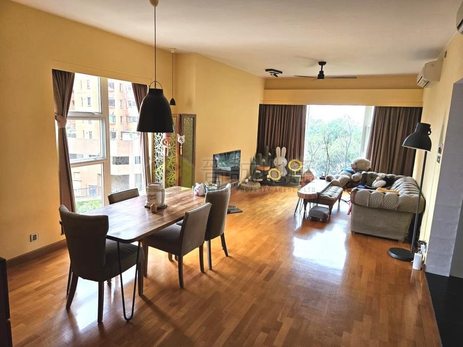 PALM BEACH TWR 01 Tuen Mun L C014154 For Buy