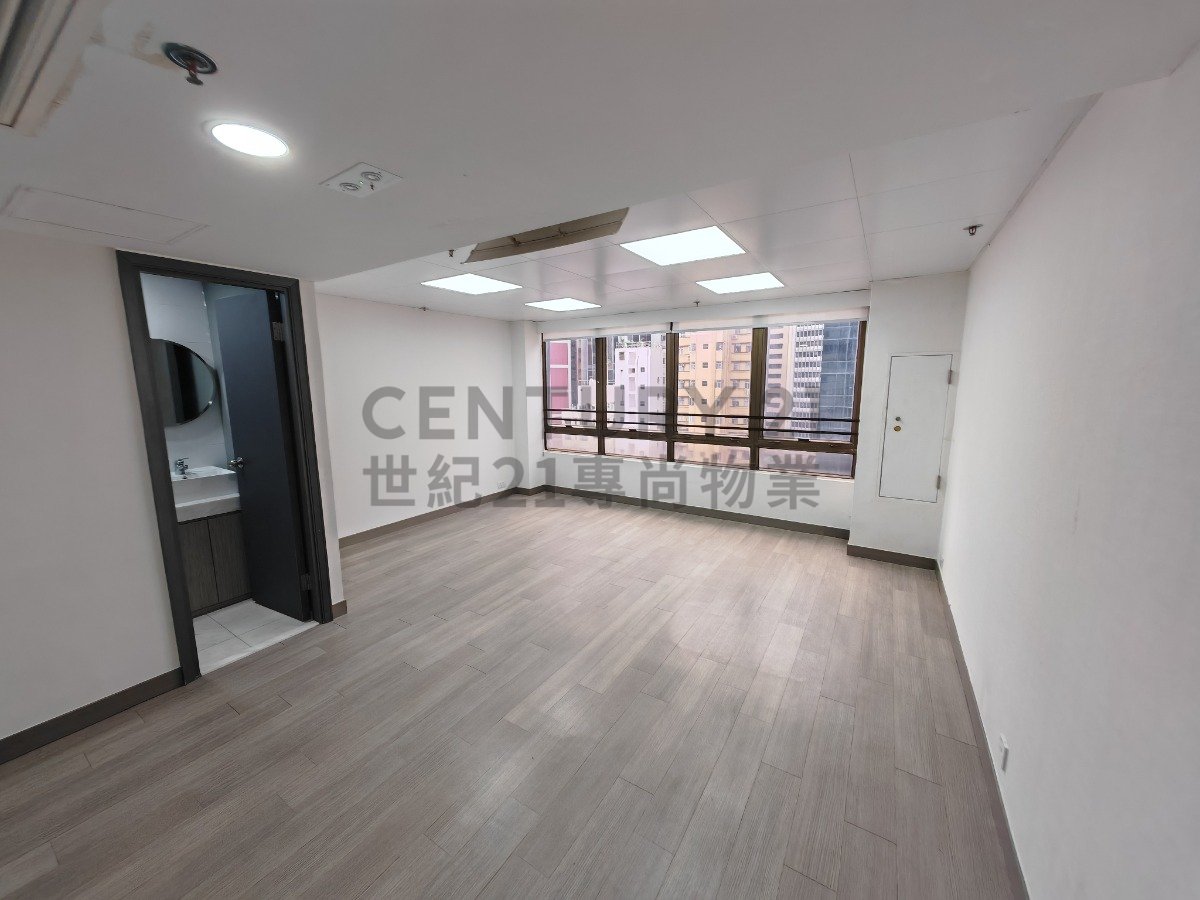 LUCKY CTR Wan Chai M C123531 For Buy