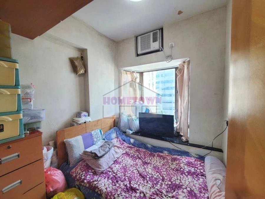 CONNAUGHT GDN BLK 02 Sai Ying Pun H 007323 For Buy