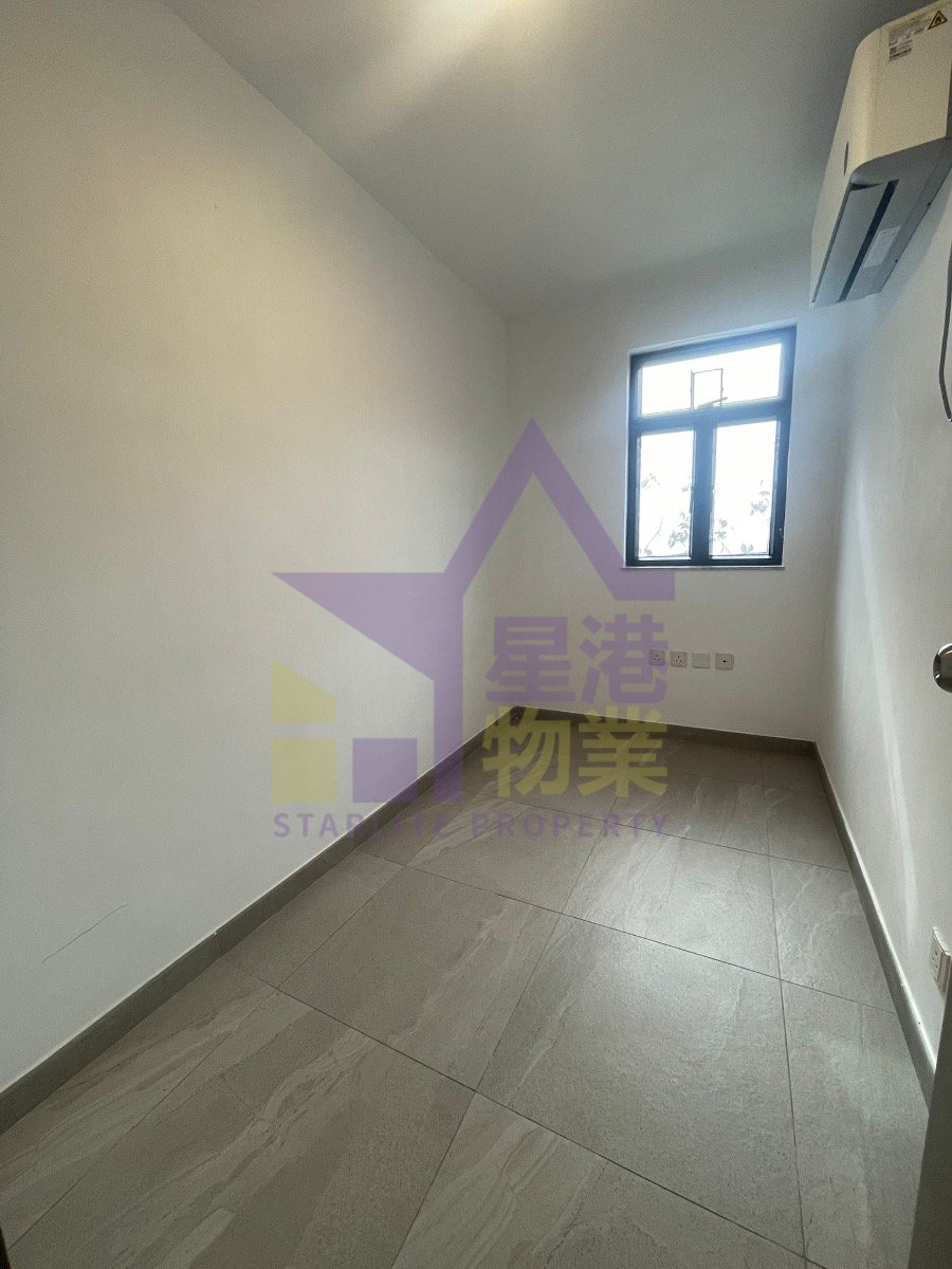 Yuen Long L K024199 For Buy