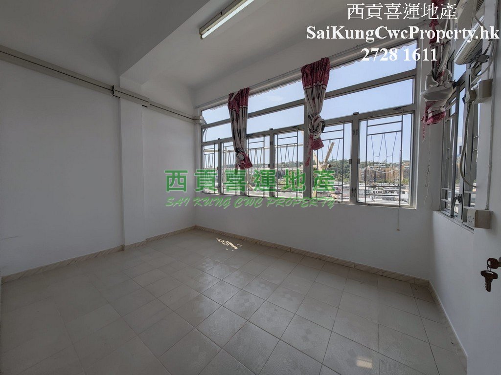 Low-Rise Condo*Sai Kung Town  Sai Kung M 033765 For Buy