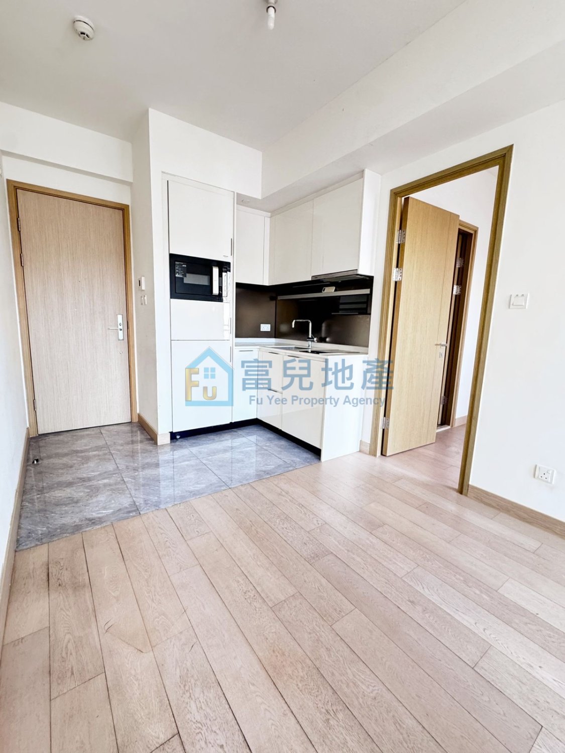 THE SPECTRA TWR 02 Yuen Long H 000922 For Buy