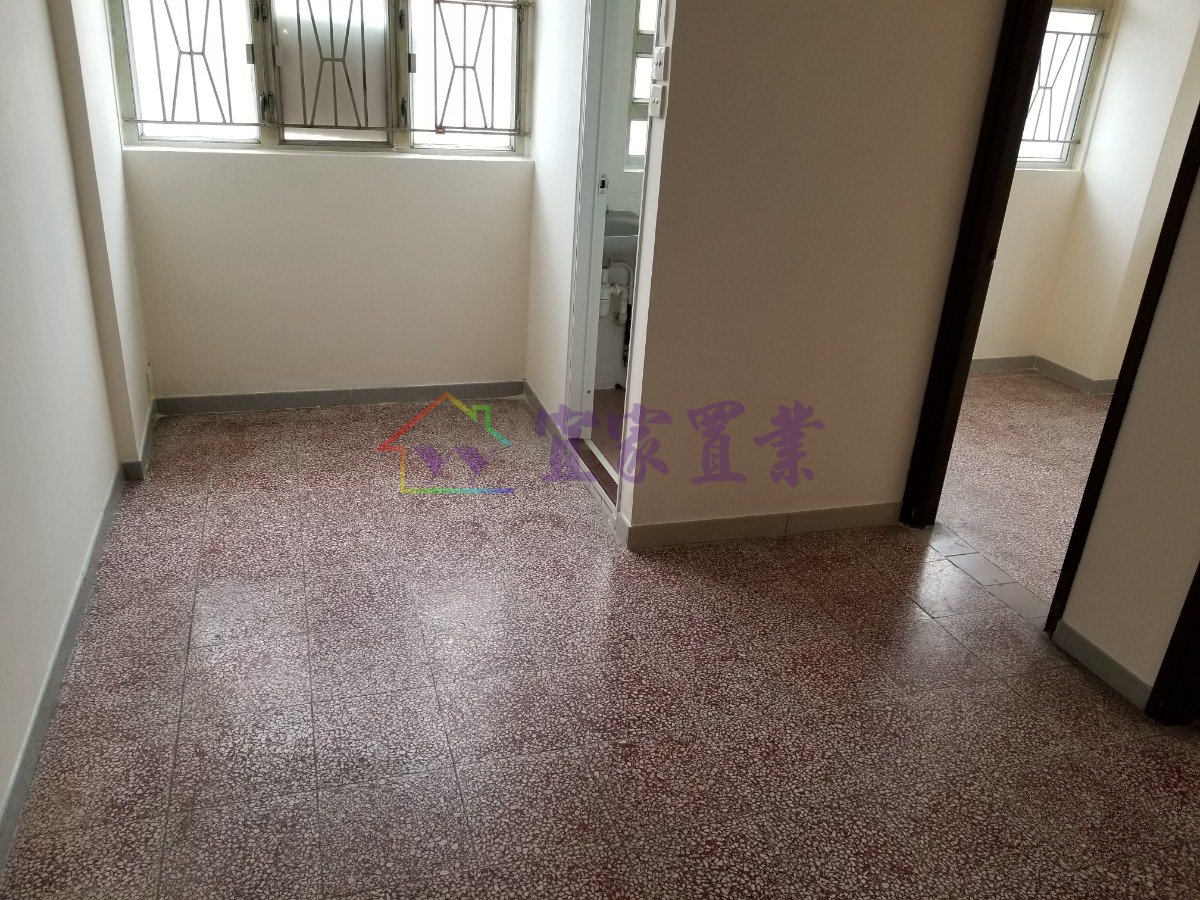 MAU TAN MAN Yuen Long L 001543 For Buy