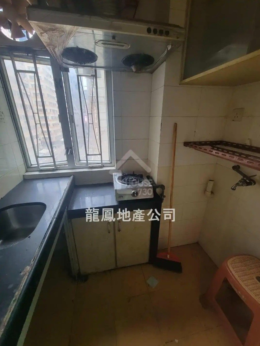 CHUNG SING BLDG Tai Kok Tsui M 1800648 For Buy