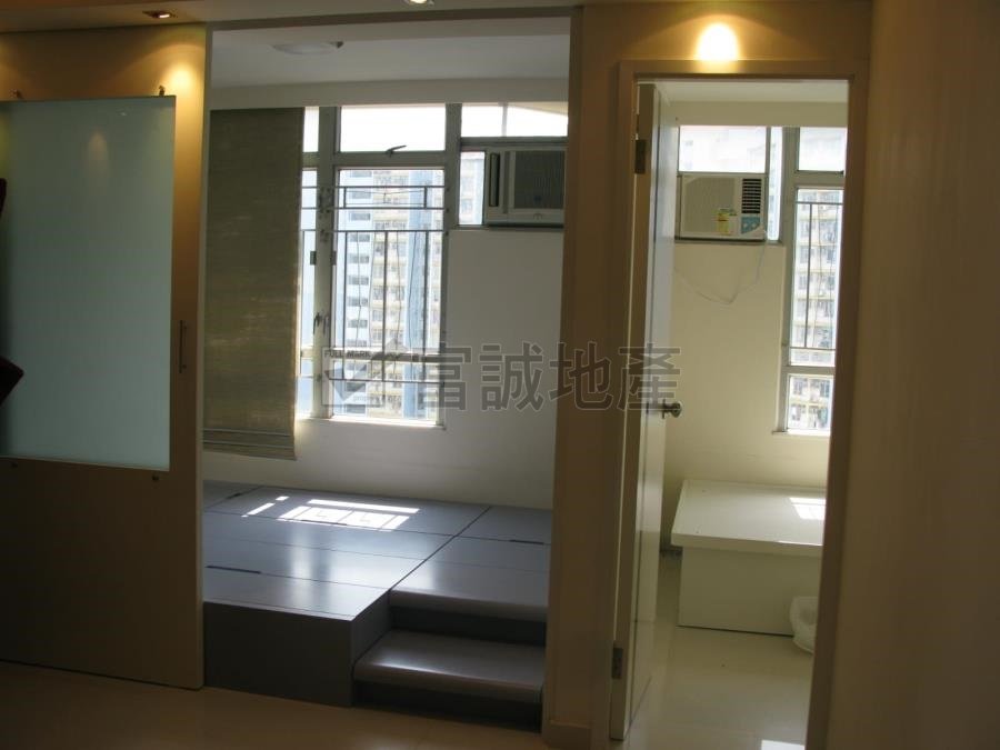 TSZ ON COURT Wong Tai Sin H G126119 For Buy