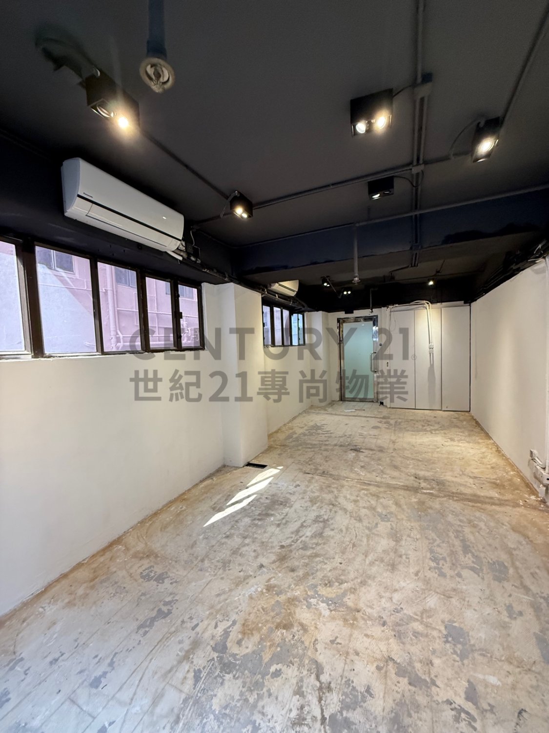 CARNARVON RD 2 Tsim Sha Tsui M C198823 For Buy