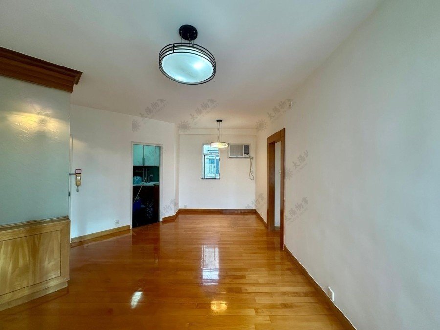 WHAMPOA GDN SITE 07 BLK 04 Hunghom H 1843200 For Buy