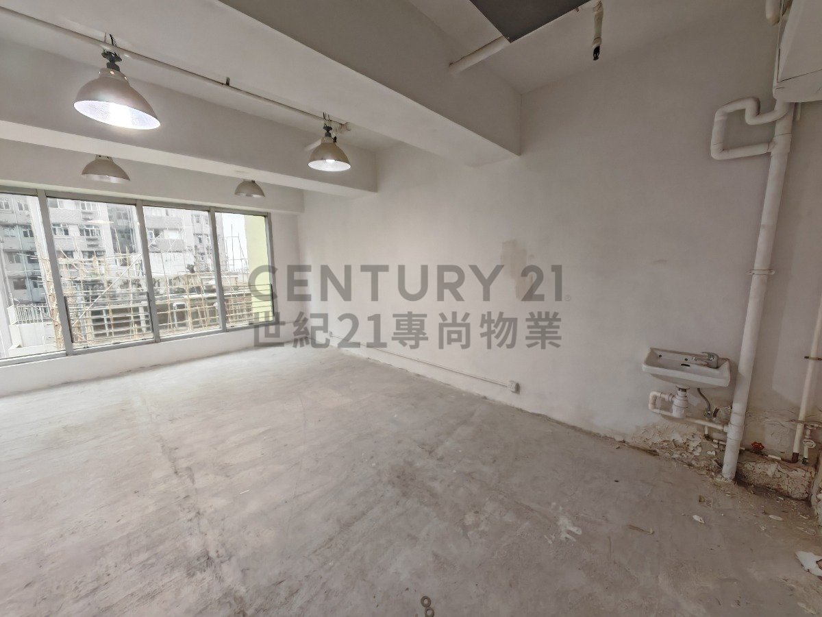MORECROWN COM BLDG North Point M C208486 For Buy
