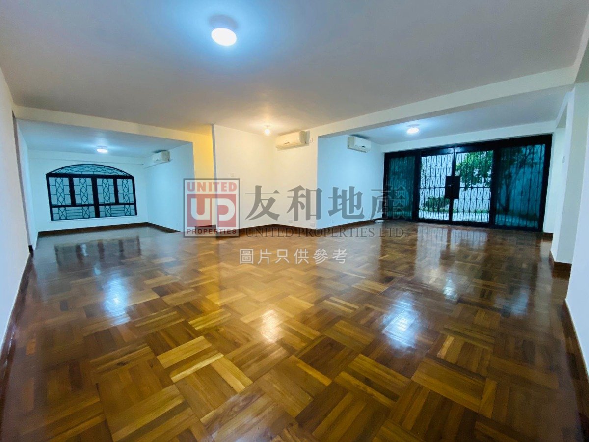 KAM HIM COURT Shek Kip Mei H K152650 For Buy
