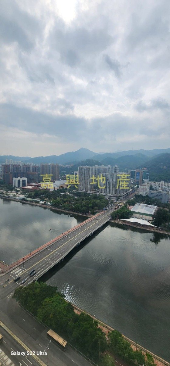 河畔花園 C座