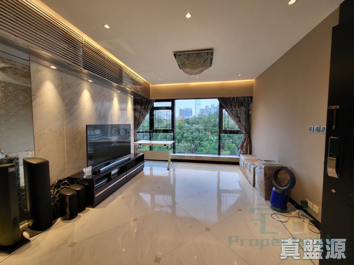KING'S PARK HILL Yau Ma Tei H 1840582 For Buy