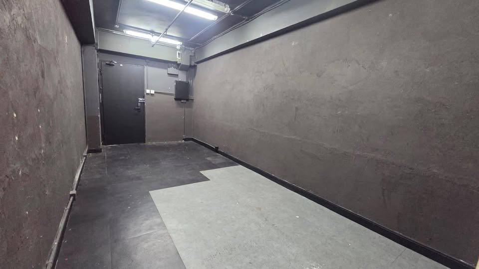 PAKPOLEE COM CTR Mong Kok H K224481 For Buy