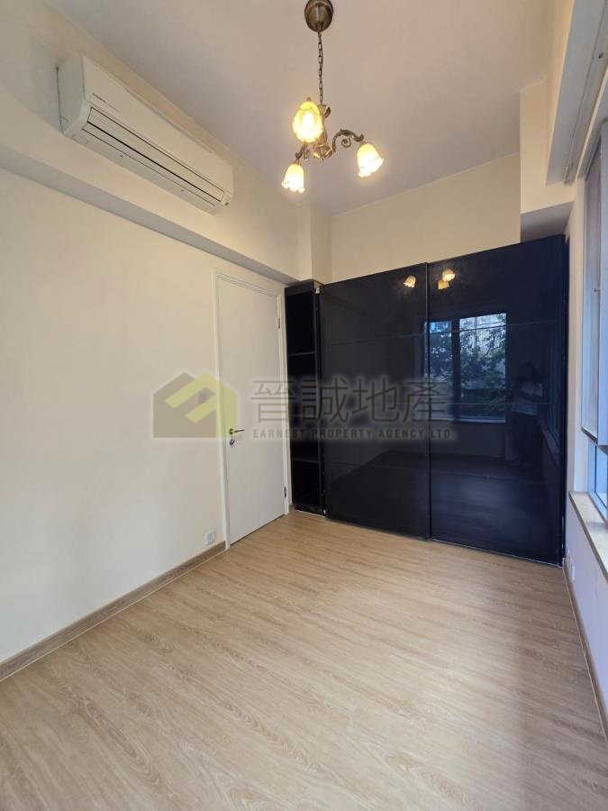 SOUTH CREST Tuen Mun L B048804 For Buy